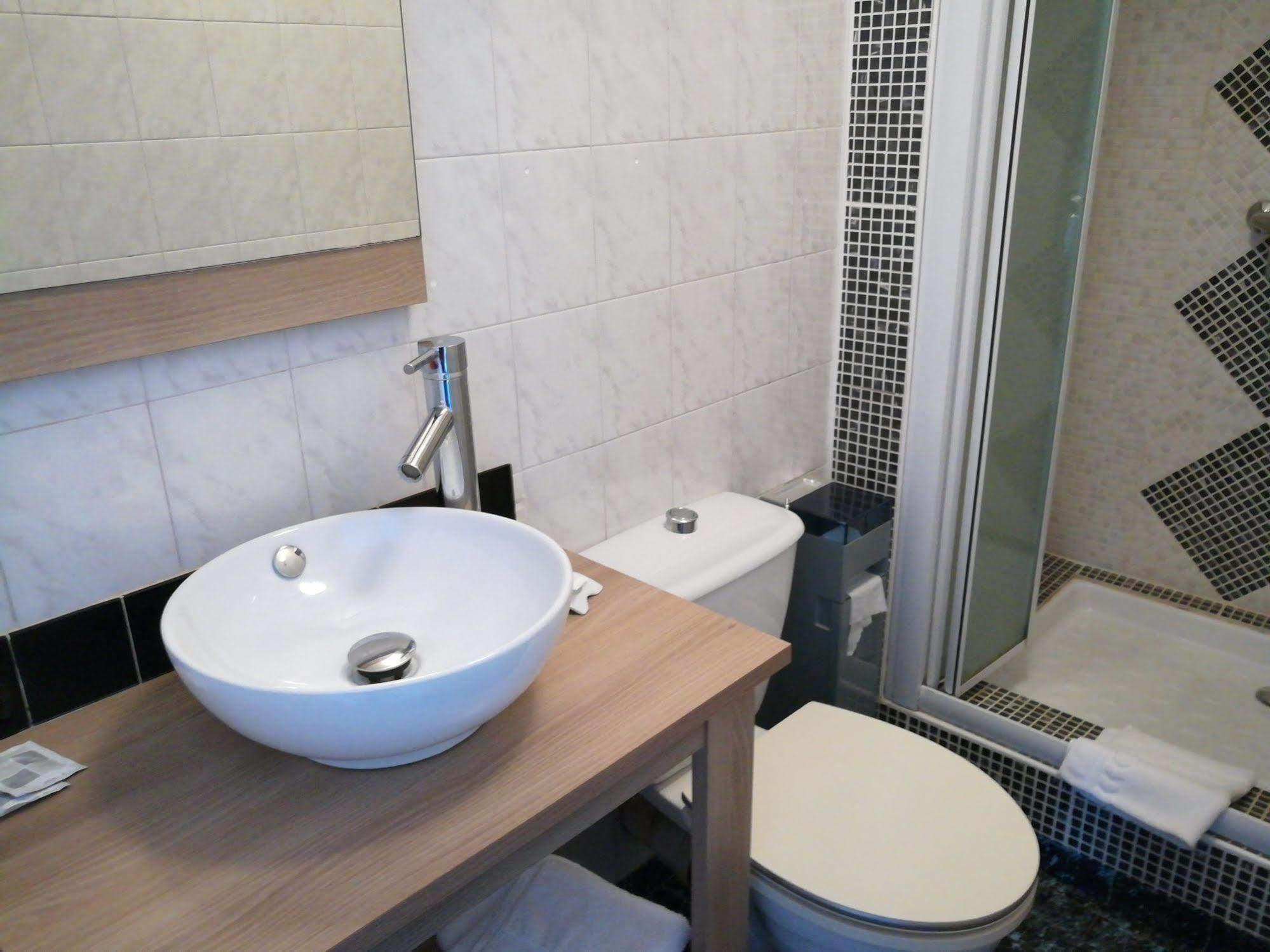 Contact Hotel Du Relais Thouars Zewnętrze zdjęcie