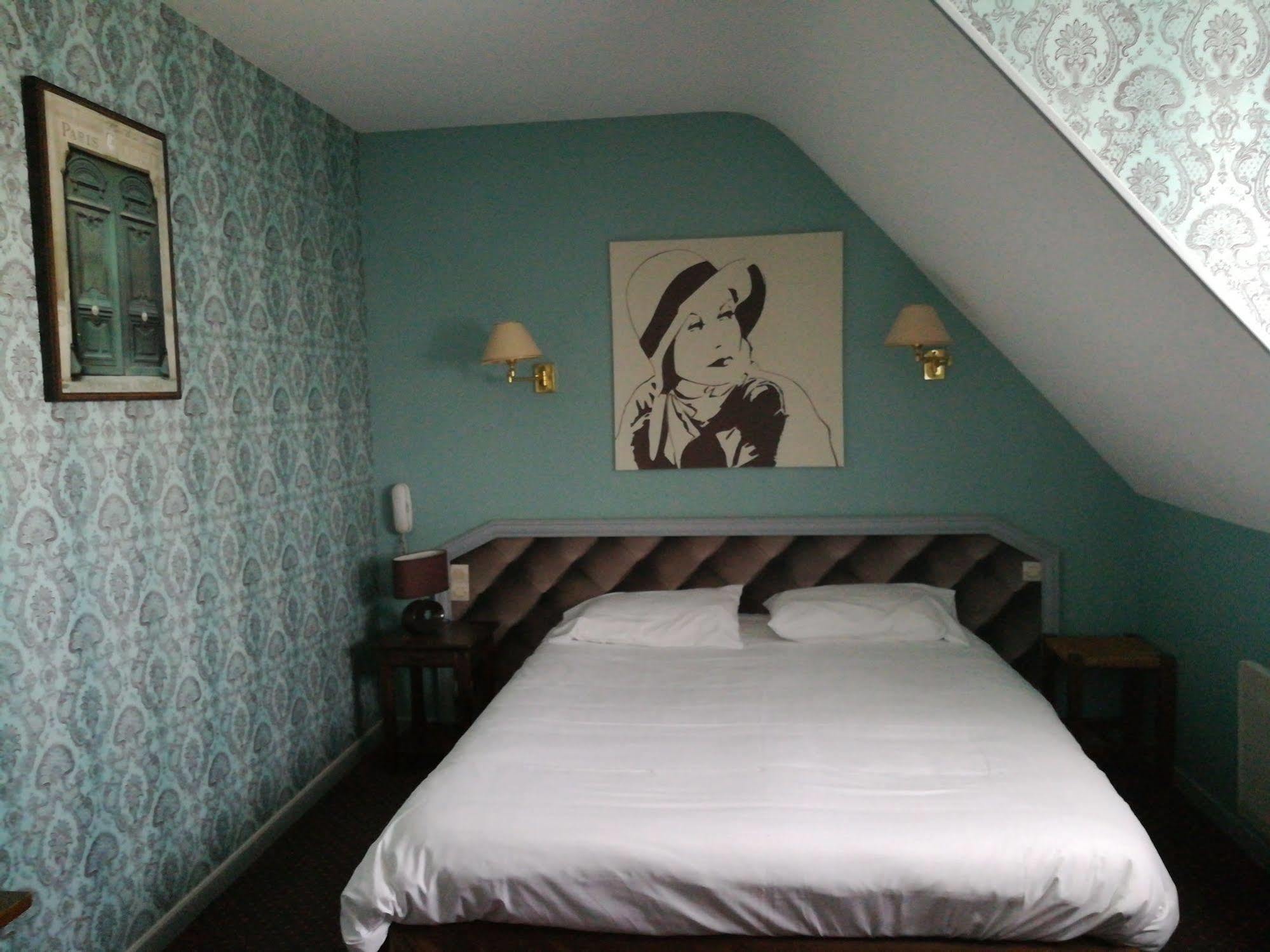 Contact Hotel Du Relais Thouars Zewnętrze zdjęcie